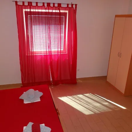 Jasna マカルスカ